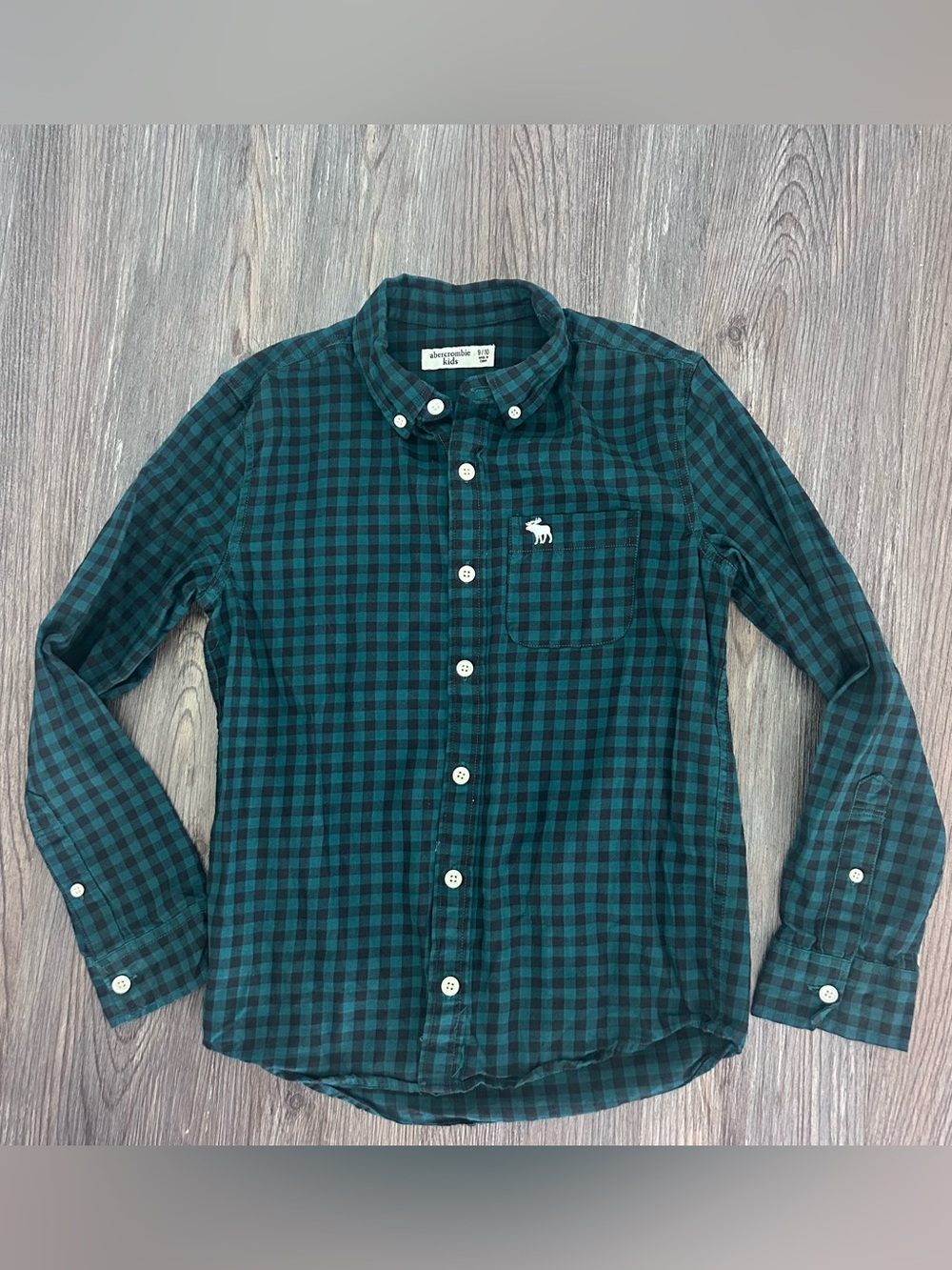 Abercrombie Kids boys button down shirt size 9-10